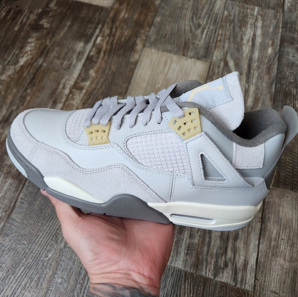 Nike Air Jordan 4 Retro SE Craft Photon Dust - Picture 6 of 9